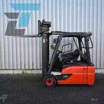Elektro tříkolové VZV 2019  Linde E20L-02 (4)