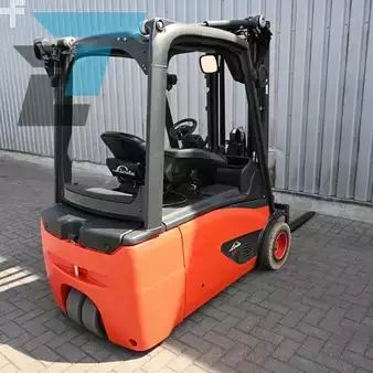 Elektro tříkolové VZV 2018  Linde E20L-02 (9)