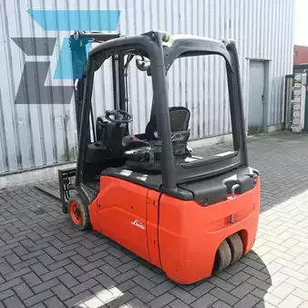 Elektro tříkolové VZV 2011  Linde E16L-01 (8)