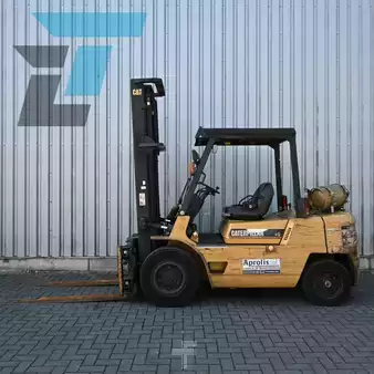 LPG VZV 2000  CAT Lift Trucks GPL40 (1)