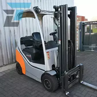 Wózki gazowe 2015  Still RX 70-20 T (11)