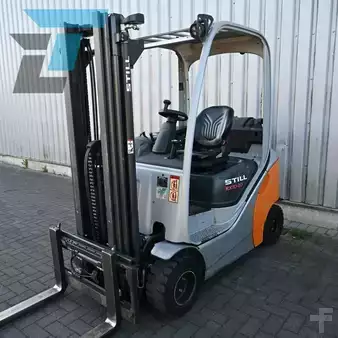 Wózki gazowe 2015  Still RX 70-20 T (12)