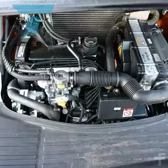Wózki gazowe 2015  Still RX 70-20 T (16)
