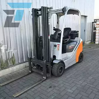 Wózki gazowe 2015  Still RX 70-20 T (2)