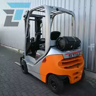 Wózki gazowe 2015  Still RX 70-20 T (3)
