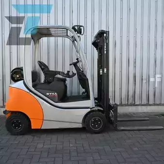Wózki gazowe 2015  Still RX 70-20 T (6)