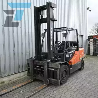 Gasoltruck 2009  Doosan G55C-5 (2)