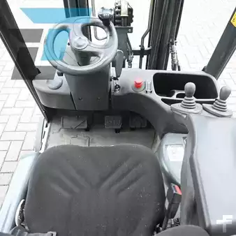 Elektro čtyřkolový VZV 2012  Linde E20PL-01 (13)