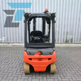 Elektro čtyřkolový VZV 2012  Linde E20PL-01 (7)