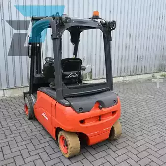 Elektro čtyřkolový VZV 2012  Linde E20PL-01 (8)