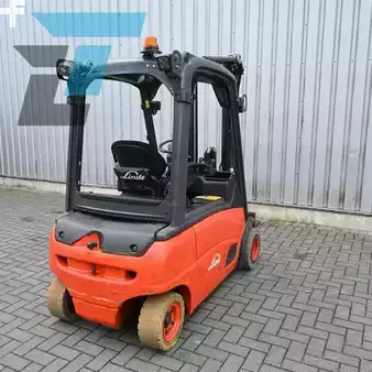 Elektro čtyřkolový VZV 2012  Linde E20PL-01 (9)