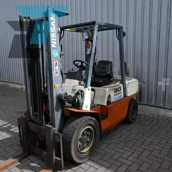 Diesel Forklifts - Nissan FGJ02A30U (11)