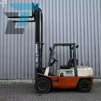 Diesel Forklifts - Nissan FGJ02A30U (4)