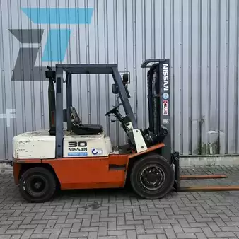 Diesel Forklifts - Nissan FGJ02A30U (5)