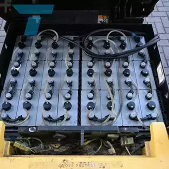 Carrelli elettrici 4 ruote 1998  Hyster E1.50XM (16)