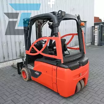 4-wiel elektrische heftrucks 2015  Linde E18L-02 (8)