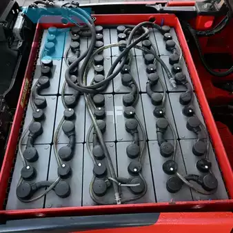 Chariots électriques à 4 roues 2018  Linde E16PH-02 (16)