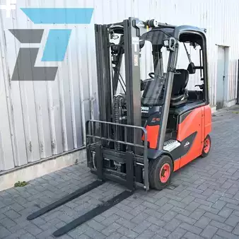 Chariots électriques à 4 roues 2018  Linde E16PH-02 (2)