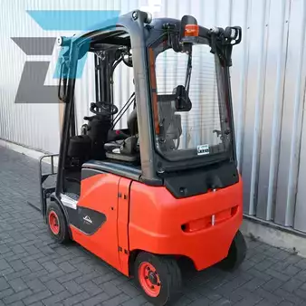 Chariots électriques à 4 roues 2018  Linde E16PH-02 (3)