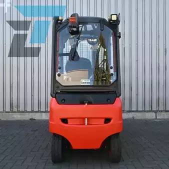 Chariots électriques à 4 roues 2018  Linde E16PH-02 (7)
