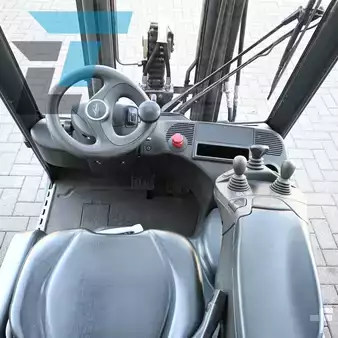 Sähkö - 4 pyör 2019  Linde E16C-02 (13)