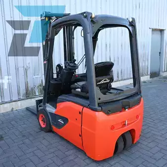 Sähkö - 4 pyör 2019  Linde E16C-02 (8)