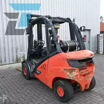 Gas gaffeltruck - Linde H35T-02 LPG (6)