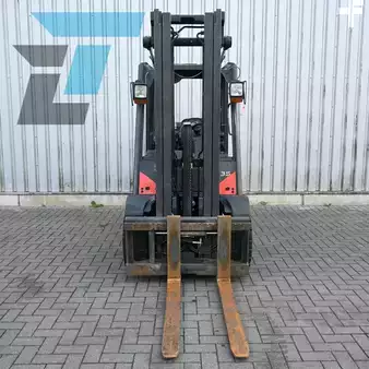 Gas gaffeltruck - Linde H35T-02 LPG (8)