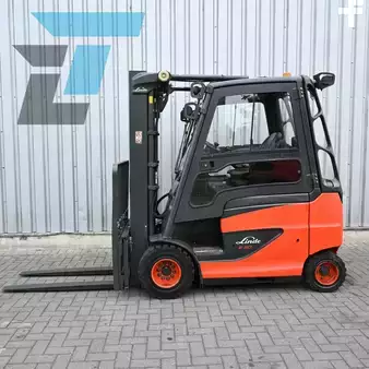 Elektrisk- 4 hjul - Linde E30H-01/600 Elektrische heftruck (1)