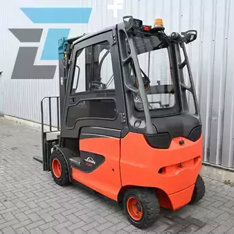 Elektrisk- 4 hjul - Linde E30H-01/600 Elektrische heftruck (3)
