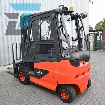 Elektrisk- 4 hjul - Linde E30H-01/600 Elektrische heftruck (8)