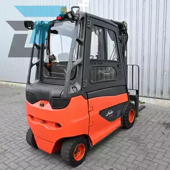 Elektrisk- 4 hjul - Linde E30H-01/600 Elektrische heftruck (9)