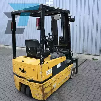 Elektromos 3 kerekű 2000  Yale ERP 18 ATEF (10)