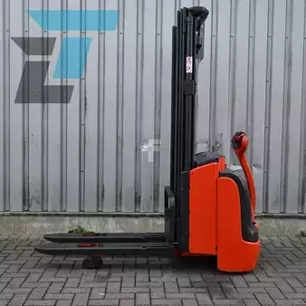 Ruční vysokozdvižný vozík 2015  Linde L14 (4)