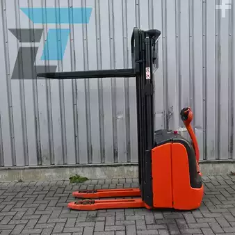 Ruční vysokozdvižný vozík 2015  Linde L14 (5)