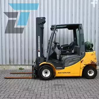 Gas truck 2012  Jungheinrich TFG 425S (1)