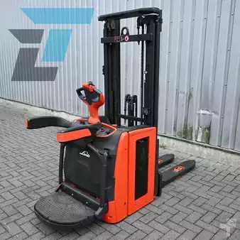 Ruční vysokozdvižný vozík 2020  Linde L14AP Elektrische Stapelaar (11)