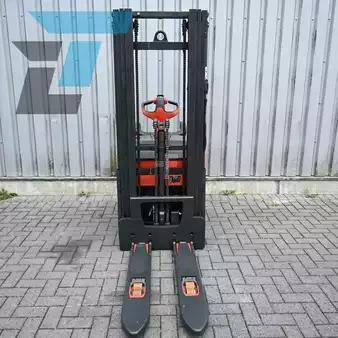 Ruční vysokozdvižný vozík 2020  Linde L14AP Elektrische Stapelaar (16)