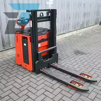 Ruční vysokozdvižný vozík 2019  Linde D12 (17)