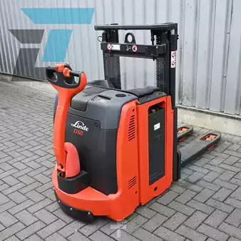 Ruční vysokozdvižný vozík 2019  Linde D12 (9)