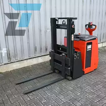 Ledestabler 2020  Linde L06AC Elektrische vrijdragende stapelaar (2)