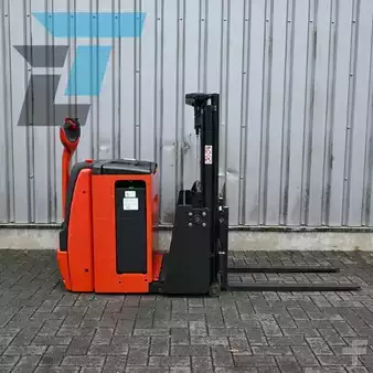 Ledestabler 2020  Linde L06AC Elektrische vrijdragende stapelaar (5)