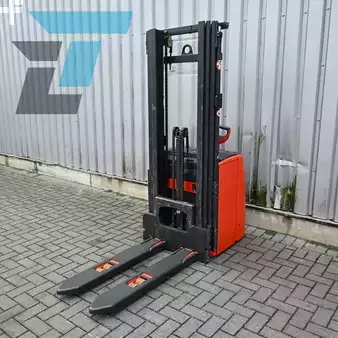 Ledstaplare 2015  Linde L14 Elektrische stapelaar (13)