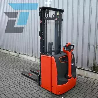 Ledstaplare 2015  Linde L14 Elektrische stapelaar (3)