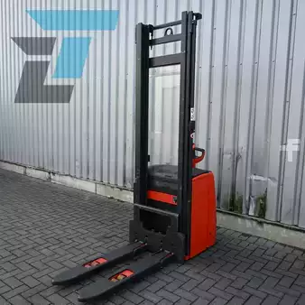 Ledstaplare 2023  Linde L14 Elektrische stapelaar (11)