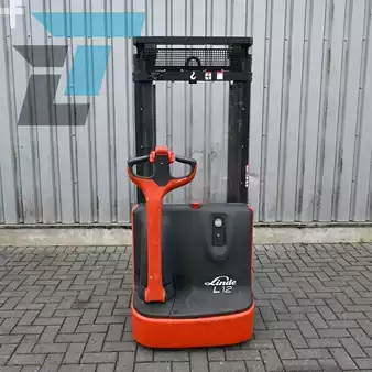 Ruční vysokozdvižný vozík 2022  Linde L12 Elektrische stapelaar (6)