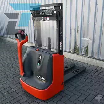 Pallestabler 2018  Linde L12 Elektrische stapelaar (8)