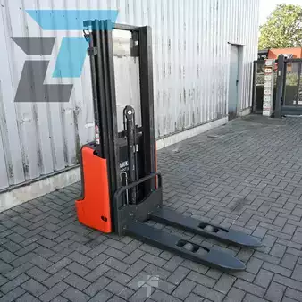 Pallestabler 2017  Linde L10 Elektrische stapelaar (14)