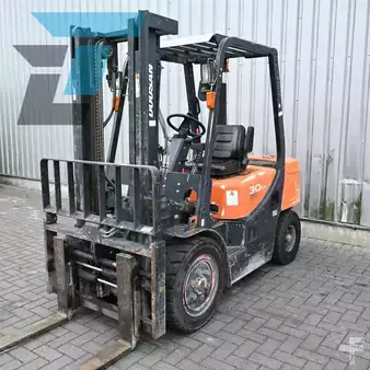 Dieselový VZV 2019  Doosan D30GP (11)