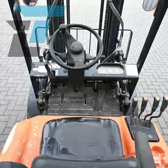 Dieselový VZV 2019  Doosan D30GP (12)
